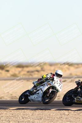 media/Dec-07-2025-CVMA (Sun) [[3e7d2de5dc]]/Race 18-Formula Twins-Formula 40 UL/